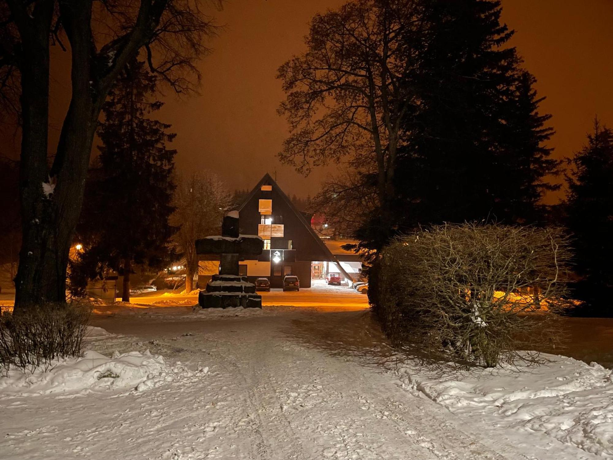 Chalupa U Krize Harrachov Exteriör bild